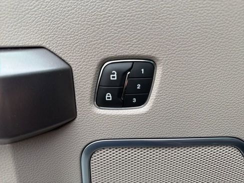 Used 2019 Ford F350 Limited AWD/4WD image 19