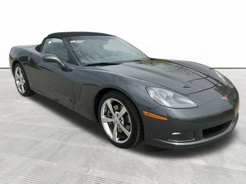 Used 2009 Chevrolet Corvette Convertible w/ Preferred Equipment Group RWD image 2