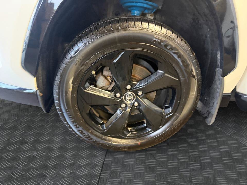 Used 2019 Toyota RAV4 XSE AWD/4WD image 31