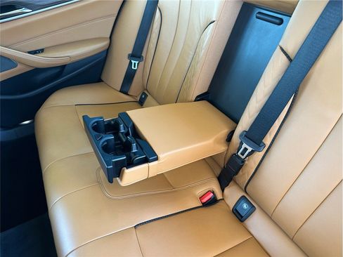 Used 2020 BMW M550i xDrive w/ Executive Package AWD/4WD image 41