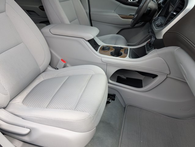 Used 2023 GMC Acadia SLE FWD image 27