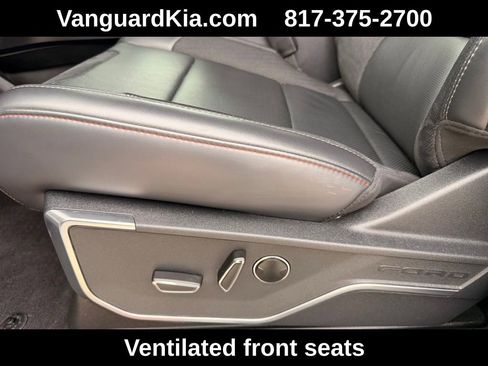 Used 2025 Ford F150 Raptor image 14