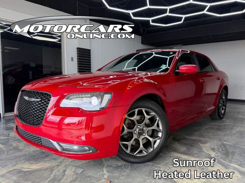 Used 2016 Chrysler 300 S image 1