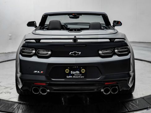 Used 2024 Chevrolet Camaro ZL1 RWD image 16