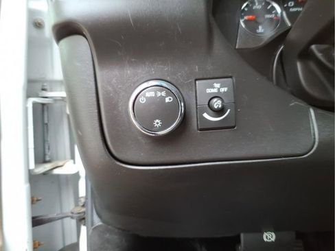 Used 2019 Chevrolet Express 2500 w/ Driver Convenience Package image 15