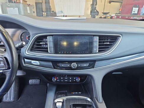 Used 2024 Buick Enclave Premium image 16