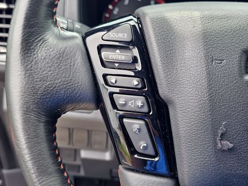 Used 2024 Nissan Frontier Pro-X RWD image 21