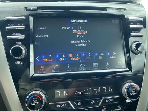 Used 2018 Nissan Murano SL w/ Cargo Package image 16