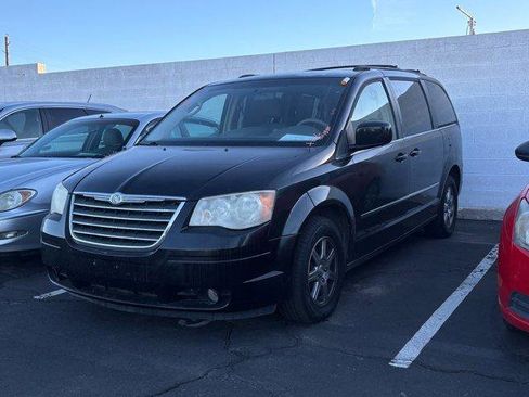 Used 2010 Chrysler Town & Country Touring w/ Family Value Group image 5