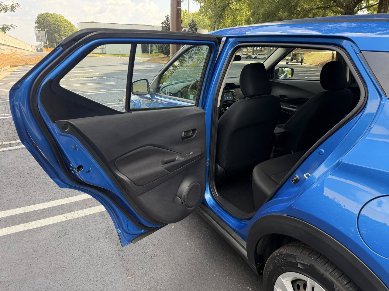 Used 2024 Nissan Kicks S FWD image 12