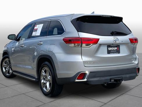 Used 2019 Toyota Highlander Limited Platinum image 11
