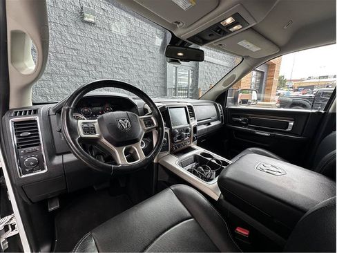 Used 2017 RAM 2500 Laramie w/ Sport Appearance Group AWD/4WD image 14