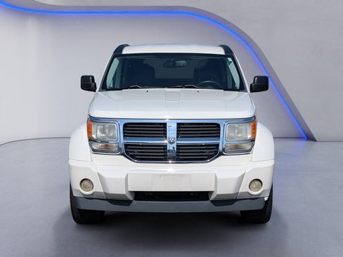 Used 2008 Dodge Nitro SLT RWD image 3