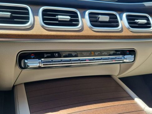 Used 2020 Mercedes-Benz GLE 350 4MATIC image 23