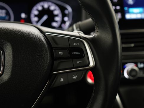 Used 2022 Honda Accord Sport image 25