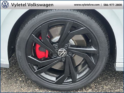 Certified 2023 Volkswagen Jetta GLI Autobahn w/ GLI Black Package image 7