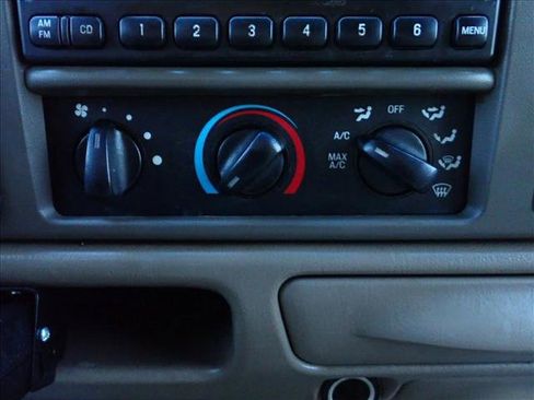 Used 2001 Ford F250 Lariat image 17