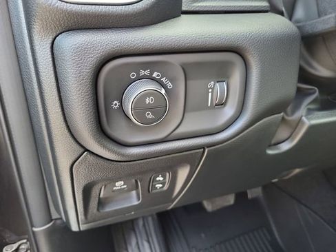 New 2026 RAM 1500 4x4 Crew Cab image 14