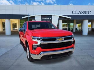Used 2025 Chevrolet Silverado 1500 LT RWD video 2