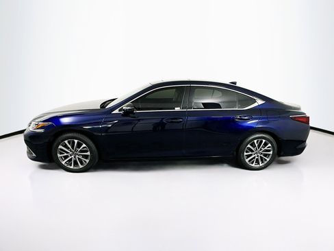 Used 2023 Lexus ES 350 w/ Accessory Package (Z2) image 4