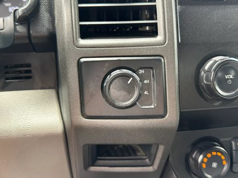 Used 2020 Ford F250 XL w/ Power Equipment Group AWD/4WD image 20