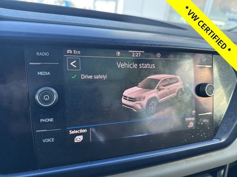 Certified 2022 Volkswagen Taos SE w/ Panoramic Sunroof Package image 19