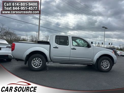 Used 2018 Nissan Frontier SV image 5