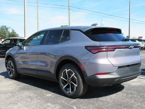 New 2026 Chevrolet Equinox EV LT image 6