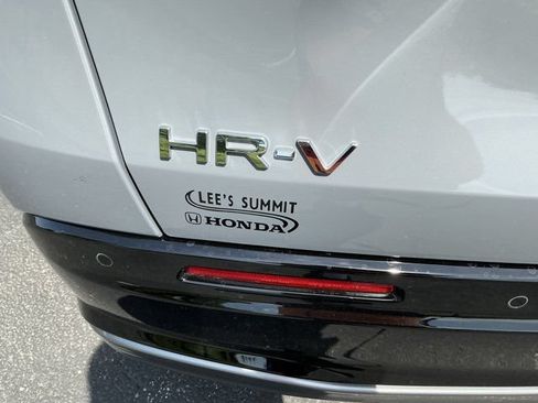 Used 2026 Honda HR-V EX-L image 7