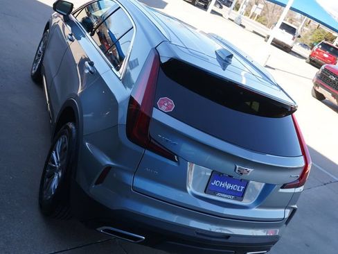 Used 2025 Cadillac XT4 Premium Luxury AWD/4WD image 12