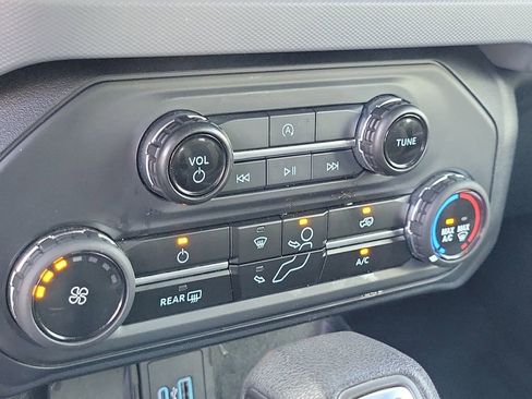 Used 2023 Ford Bronco 2-Door w/ Sasquatch Package image 23