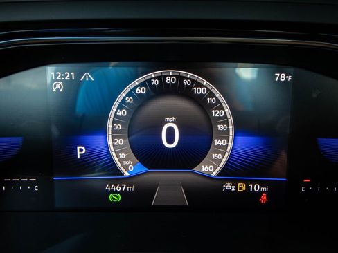 Used 2024 Volkswagen Jetta Sport FWD image 37