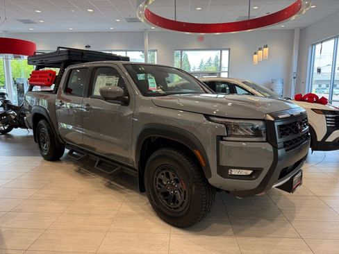 New 2026 Nissan Frontier PRO-4X w/ Pro-4x Convenience Package AWD/4WD image 4