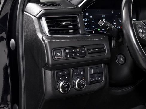 Used 2023 GMC Yukon XL Denali Ultimate AWD/4WD image 25
