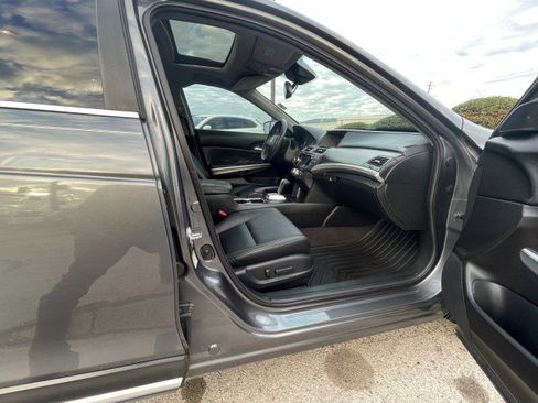 Used 2013 Honda Crosstour EX-L image 18