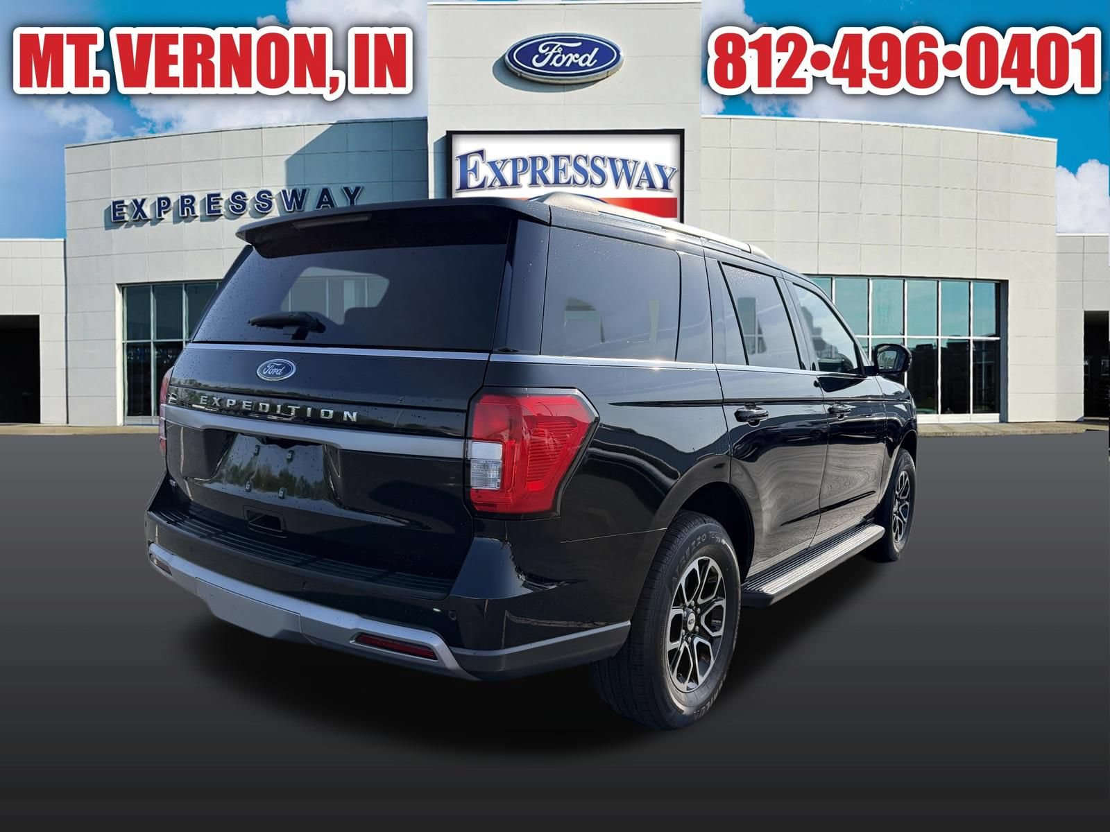 Used 2024 Ford Expedition XLT AWD/4WD image 7
