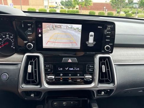 Certified 2023 Kia Sorento X-Line EX AWD/4WD image 17