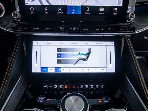 Used 2023 Jeep Grand Wagoneer Series III w/ Rear Seat Video Group 1 image 35