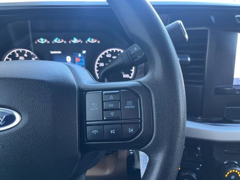 Certified 2024 Ford F350 XLT w/ Snow Plow/Camper Package image 19