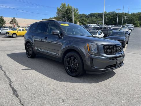 Used 2022 Kia Telluride EX w/ EX Premium Package AWD/4WD image 6
