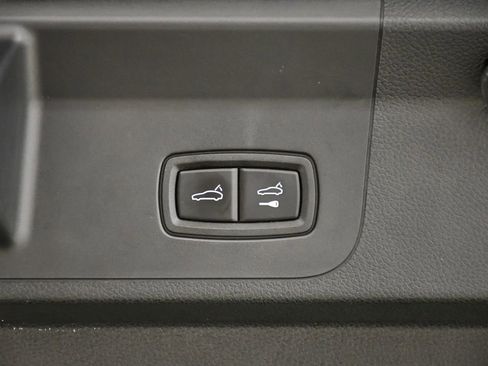 Used 2020 Porsche Panamera 4 image 57