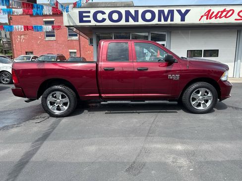 Used 2019 RAM 1500 Express w/ Express Value Package AWD/4WD image 2