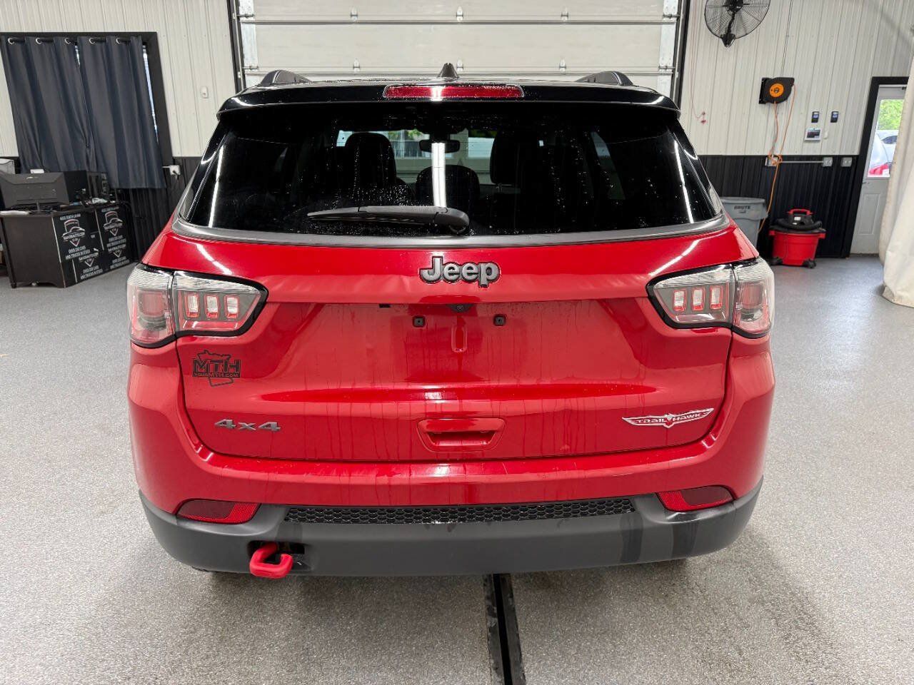 Used 2018 Jeep Compass Trailhawk w/ Cold Weather Group AWD/4WD image 5
