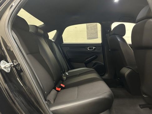 Used 2023 Honda Civic Sport image 9