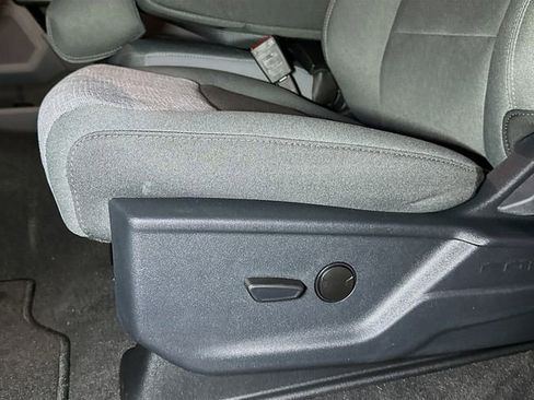 New 2026 Ford F250 XLT w/ FX4 Off-Road Package image 13