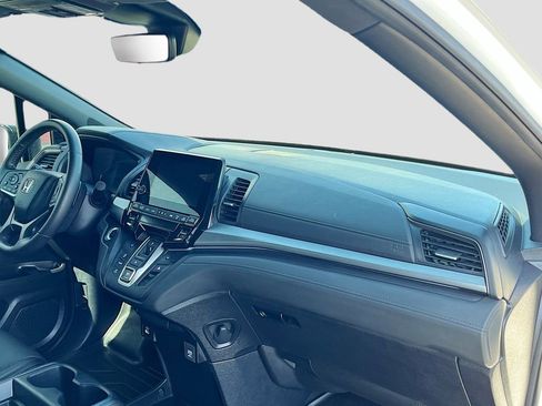 Used 2024 Honda Odyssey Sport image 30