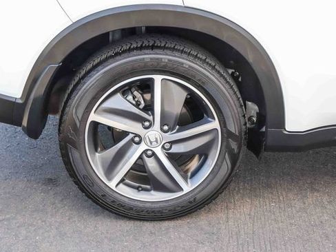 Used 2022 Honda HR-V EX image 9
