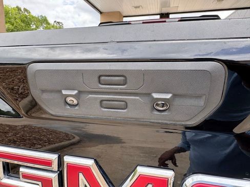 Used 2020 GMC Sierra 1500 SLT w/ SLT Convenience Package RWD image 13