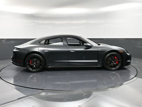 New 2026 Porsche Taycan GTS image 9