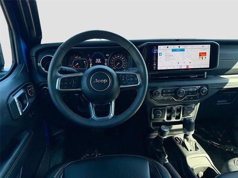 Used 2024 Jeep Wrangler Sahara w/ Technology Group image 20